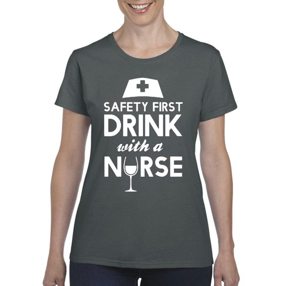 Artix - Women's T-Shirt Short Sleeve - Safety First With A Nurse