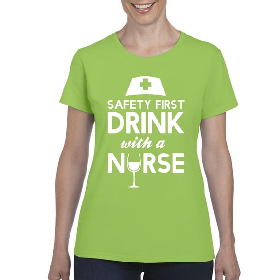 Artix - Women's T-Shirt Short Sleeve - Safety First With A Nurse