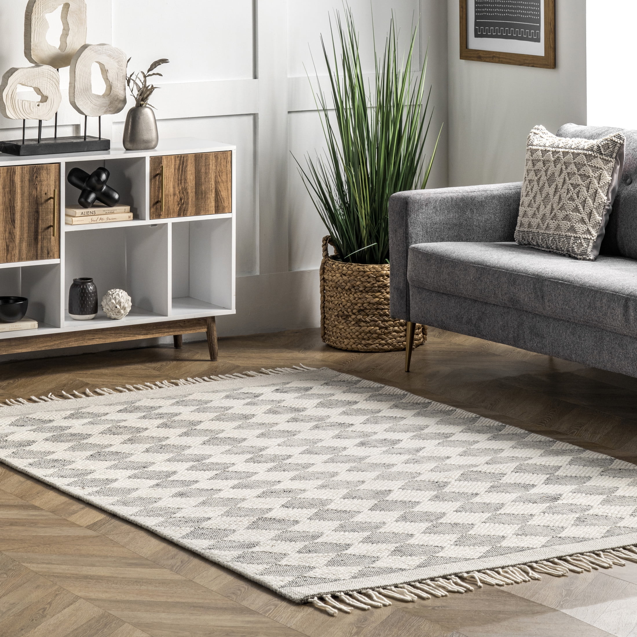 Handmade Gray Diamond Wool and Synthetic 8' x 10' Area Rug