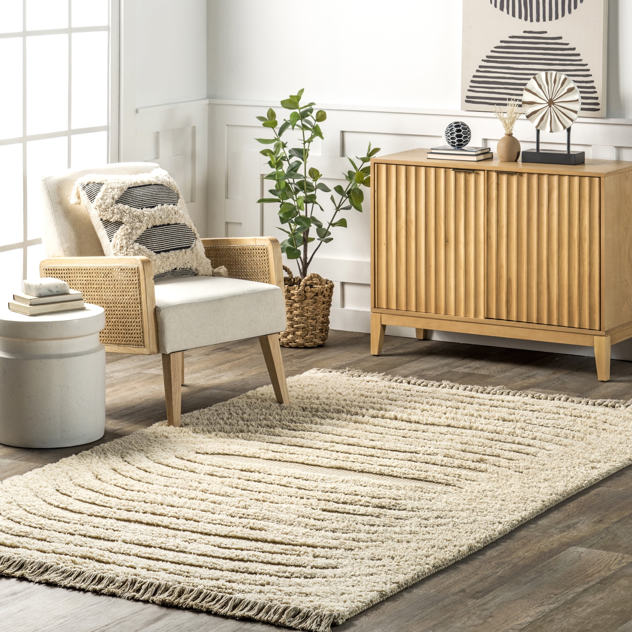 Ivory Hand-Tufted Wool and Cotton Shag Rug 4' x 6'