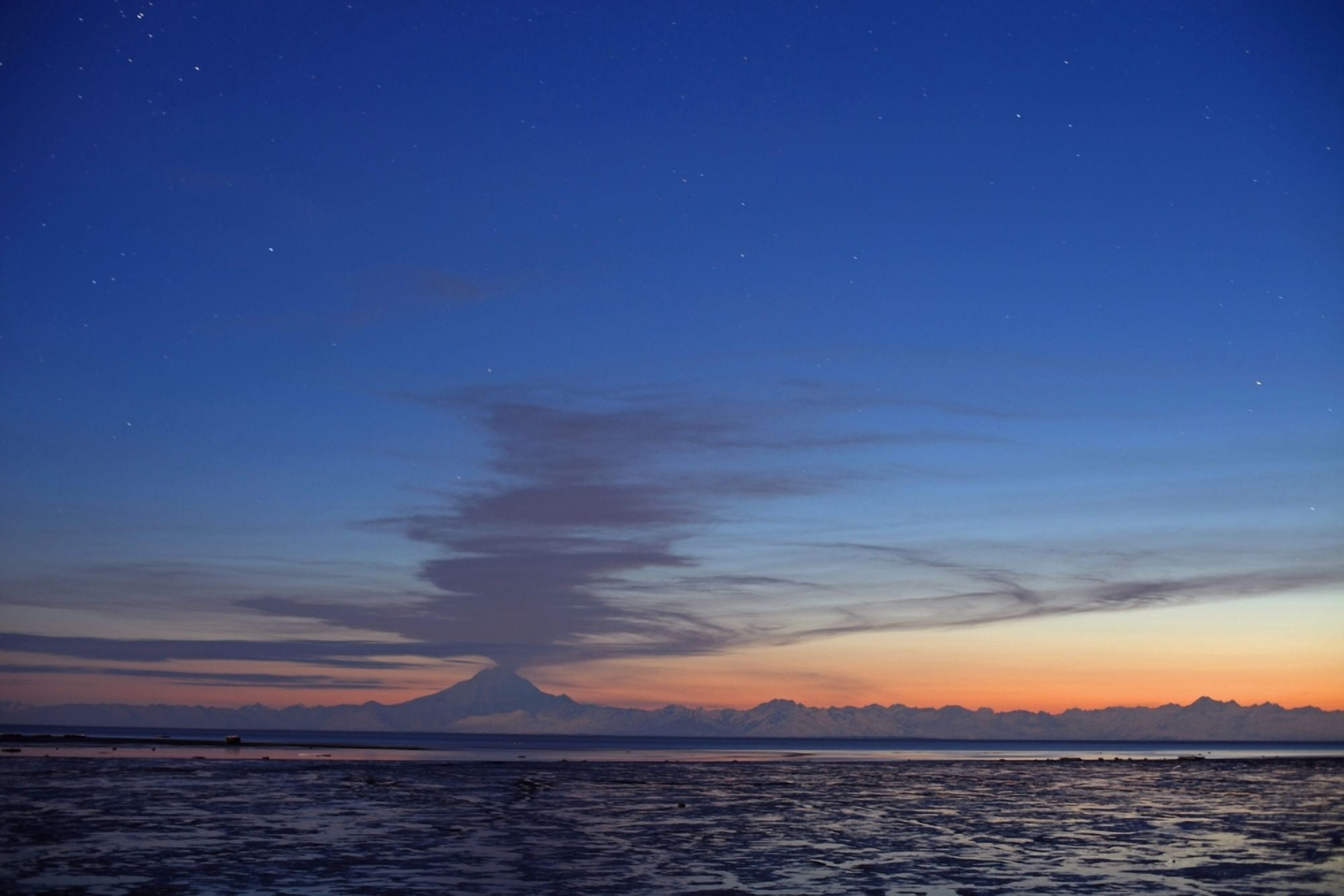 Ash Cloud Rises From Mt Redoubt At Sunset During Low Tide Near Ninilchik Alaska Canvas Art - Calvin Hall Design Pics (34 x 22)