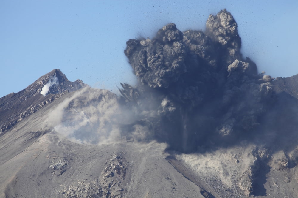 Ash cloud following explosive Vulcanian eruption Sakurajima Volcano Japan Canvas Art - Richard RoscoeStocktrek Images (18 x 12)