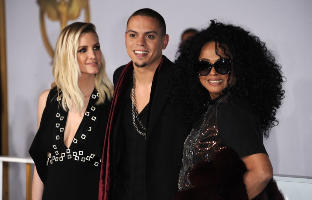 Ashlee Simpson Evan Ross Diana Ross At Arrivals For The Hunger Games