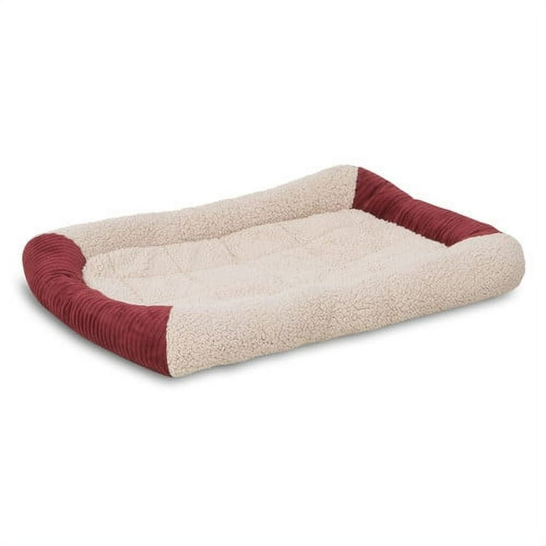 Aspen Pet Self-Warming Cat Bed Aspen Pet Self-Warming Cat Bed