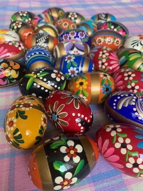 Large Vesplo Hand Painted Assorted Wooden Easter Eggs (6 Pieces)