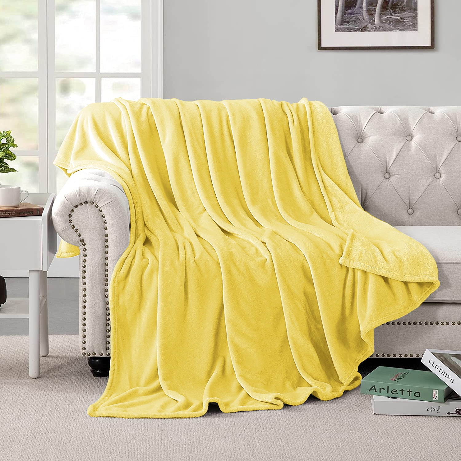 Astarin Yellow Fleece Queen Size Blanket for Couch&Bed Lightweight