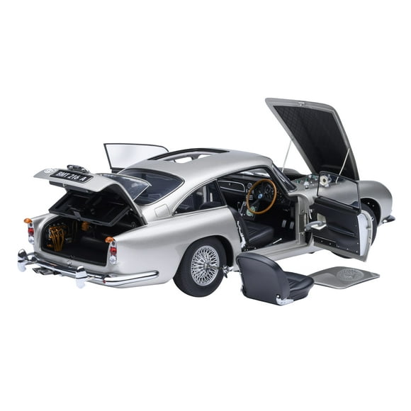 Aston Martin DB5 RHD (Right Hand Drive) Birch Silver 007 James Bond "Goldfinger" (1964) Movie 1/18 Model Car by Autoart