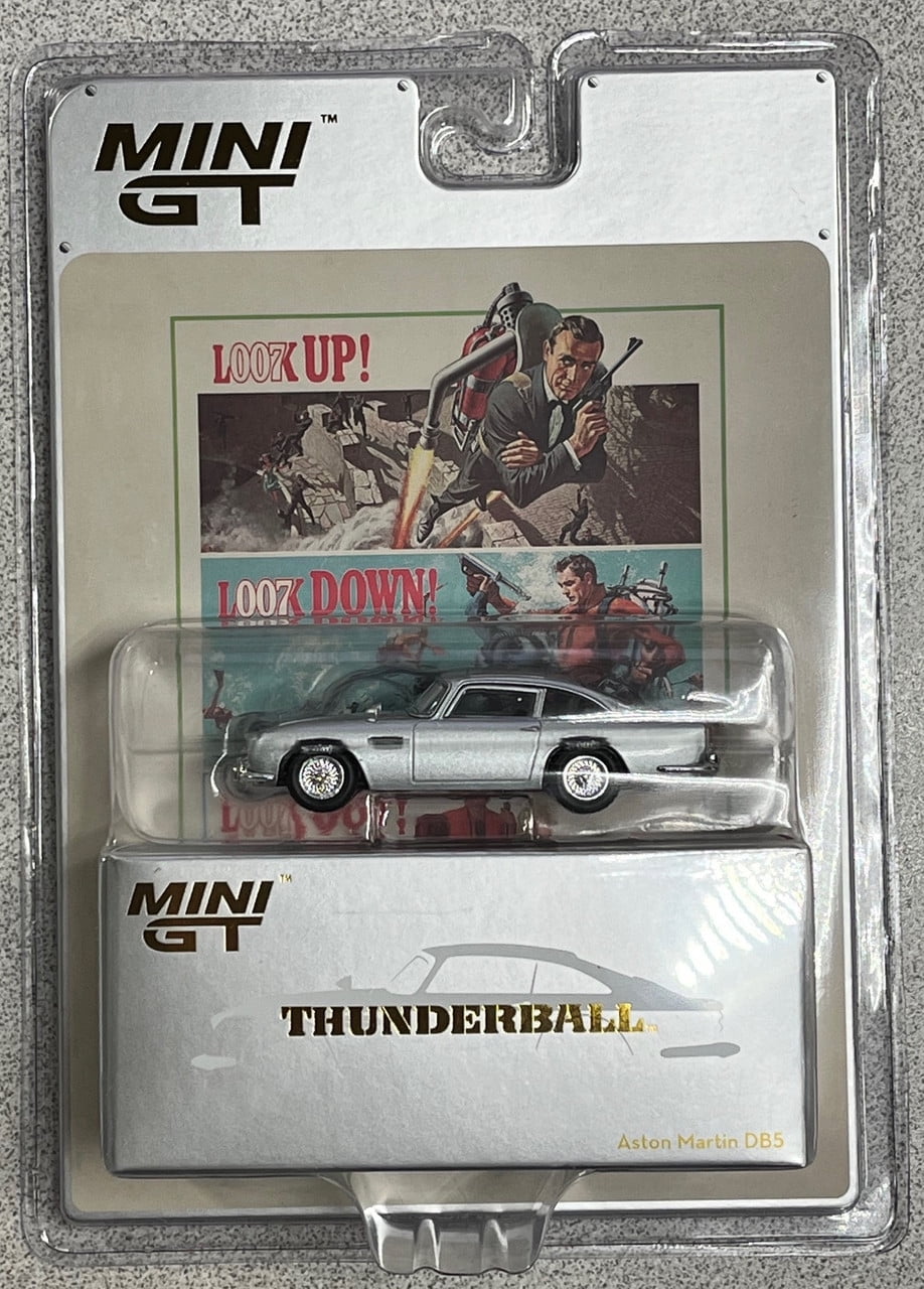 Aston Martin DB5 RHD Birch Silver Metallic 007 James Bond