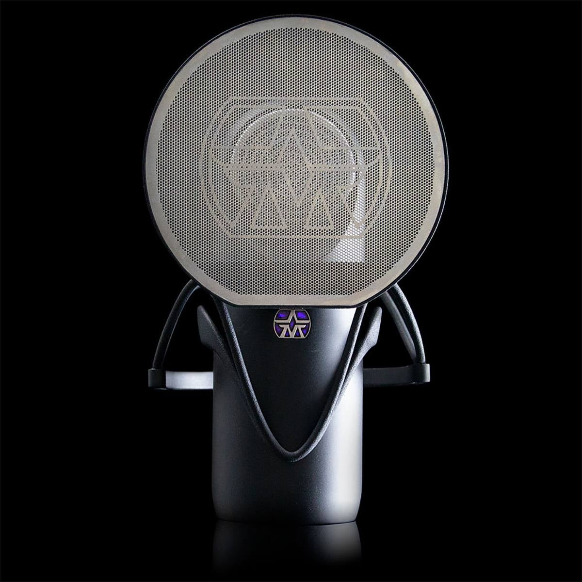Black Unidirectional Condenser Microphone with Magnetic Pop Filter