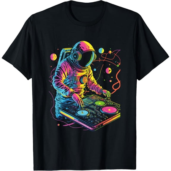 Astronaut Dj Djing In Space Edm Cool Graphic T-Shirt