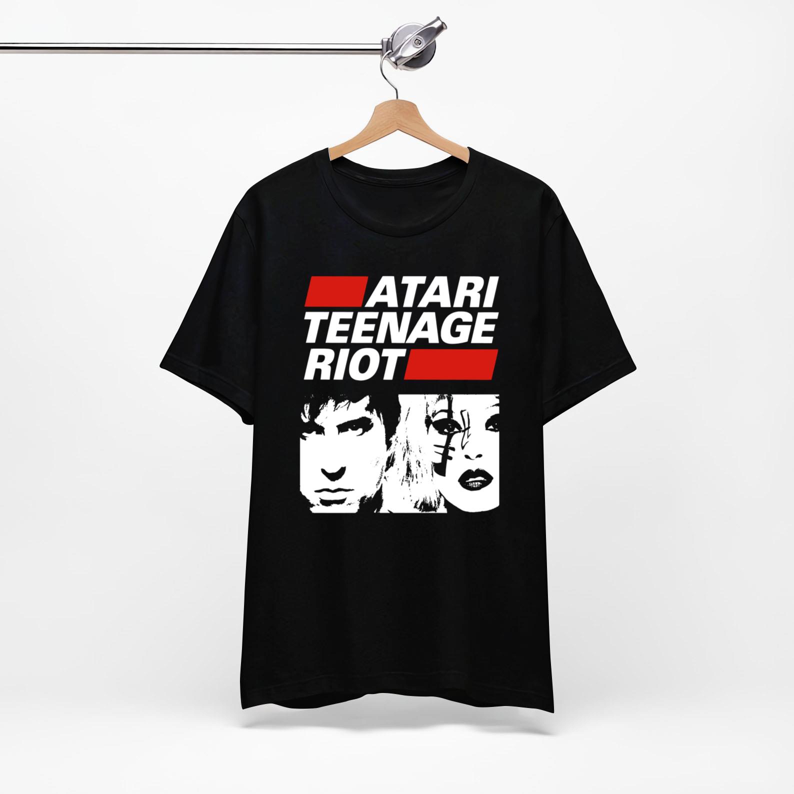 ATARI TEENAGE RIOT ツアーTシャツ 黒S ATARI TEENAGE RIOT ツアーTシャツ 黒S Atari Teenage Riot