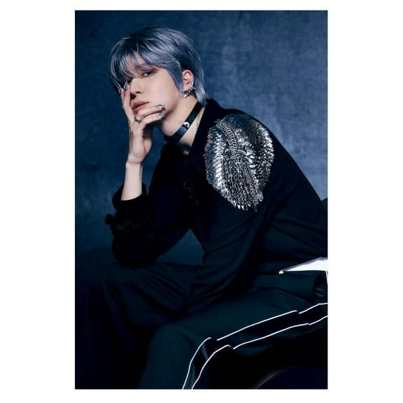 Ateez Yunho Golden Hour Part.2 Concept Photo Music Poster K-Pop Home Decor For Living Room Aesthetic Kpop Male Boys Group Boy Band