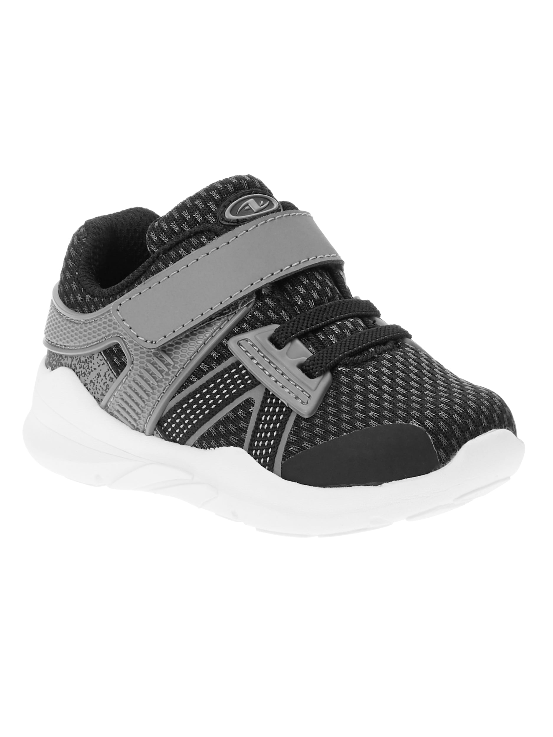 little boys athletic shoes