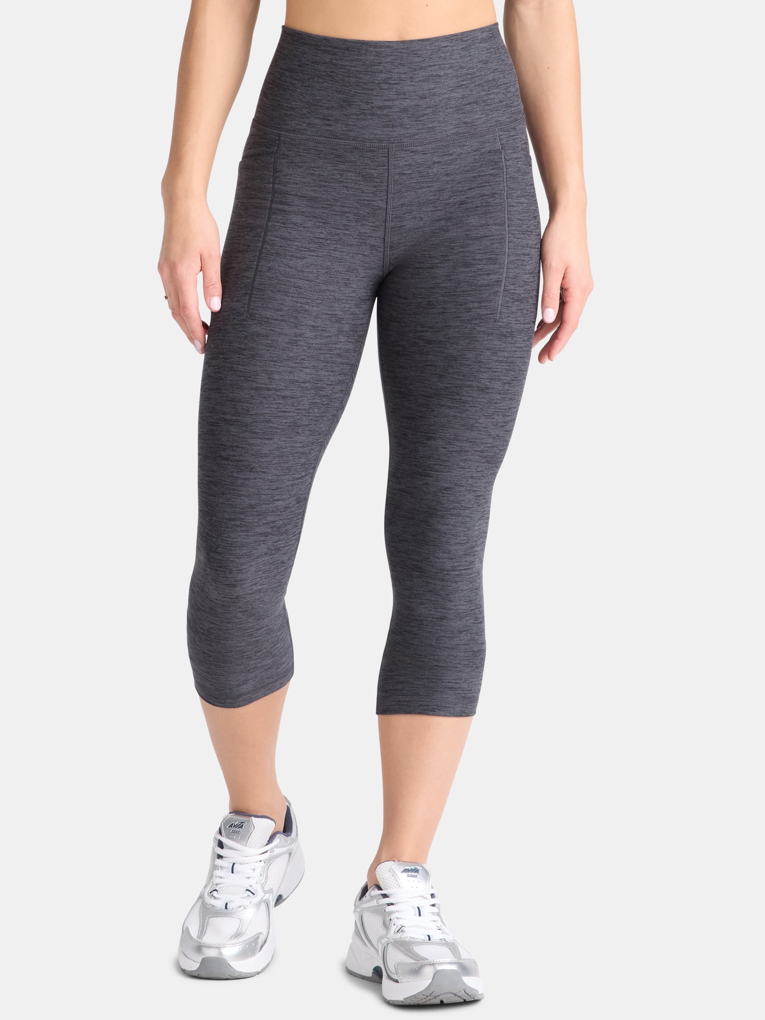 Athletic Works Women's and Women's Plus ButterCore Capri Leggings with Pockets, 21" Inseam, Sizes XS-4X