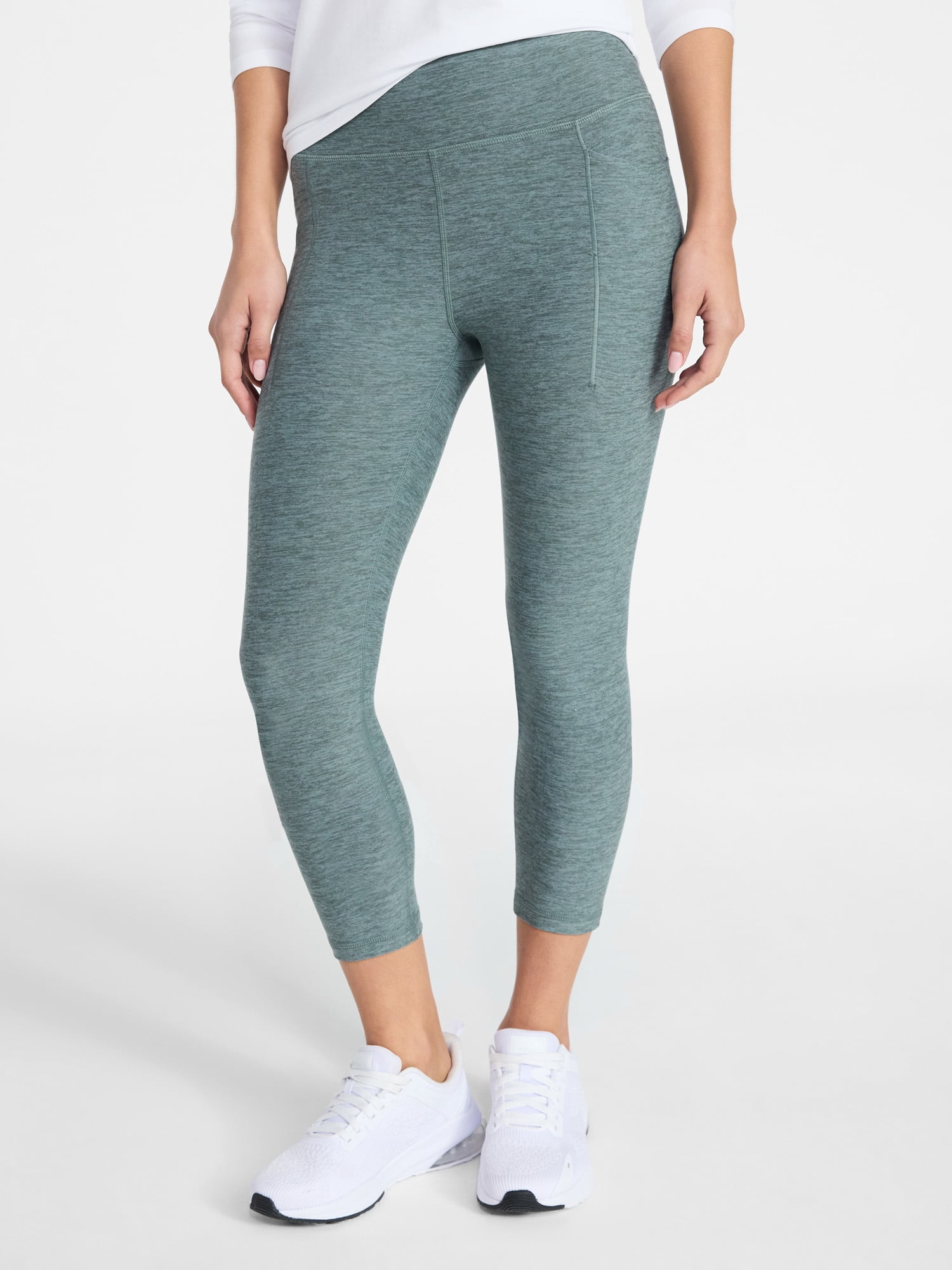 Athletic Works Women's ButterCore Capri Leggings with Pockets, Sizes XS-XXL