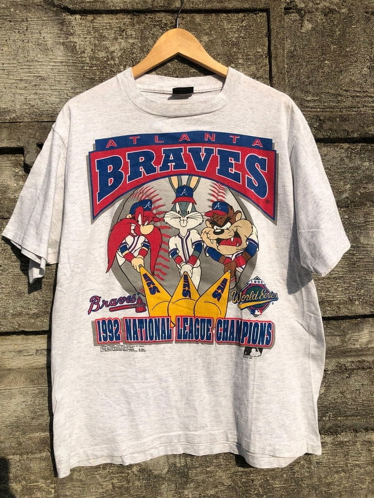 Atlanta Baseball Looney Tunes T-shirt, Braves Game Day Shirt,White color,size XL