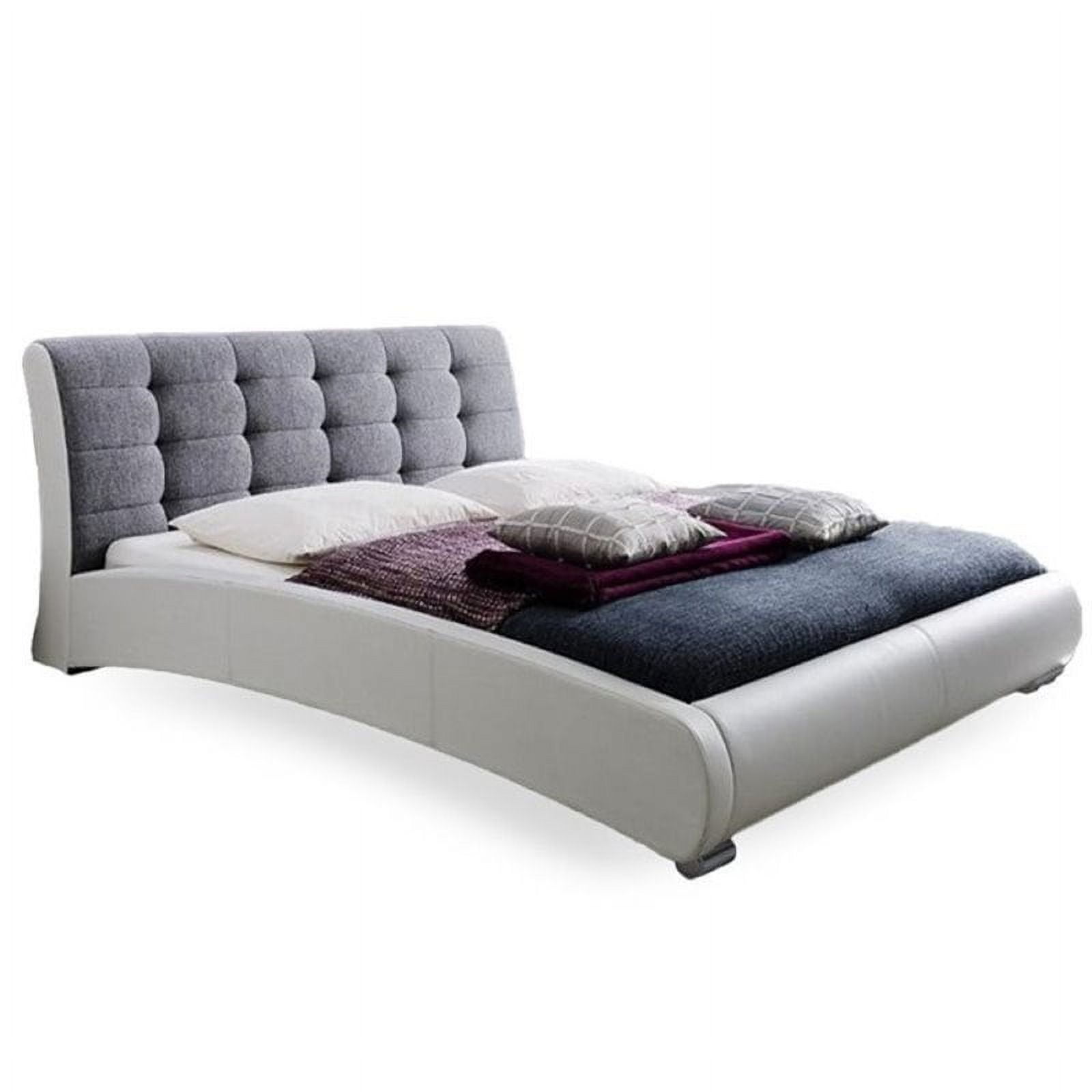 Elegant Curved Two-Tone Queen Platform Bed with Tufted Upholstery