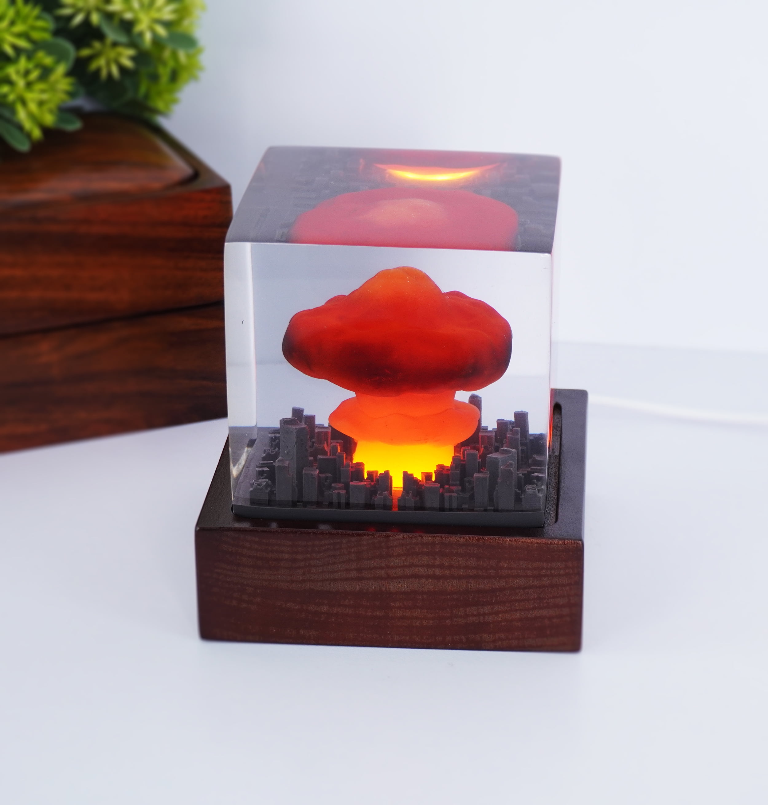 Fallout 4 Inspired Atomic Bomb Resin Night Light, 3D Mushroom Cloud
