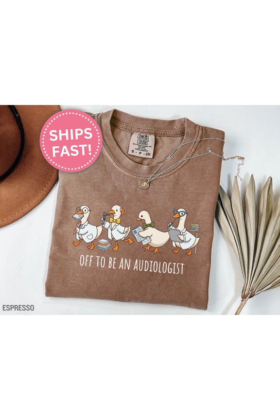 Audiologist Off To Be An Hearing Doctor For Audiologists T-Shirt