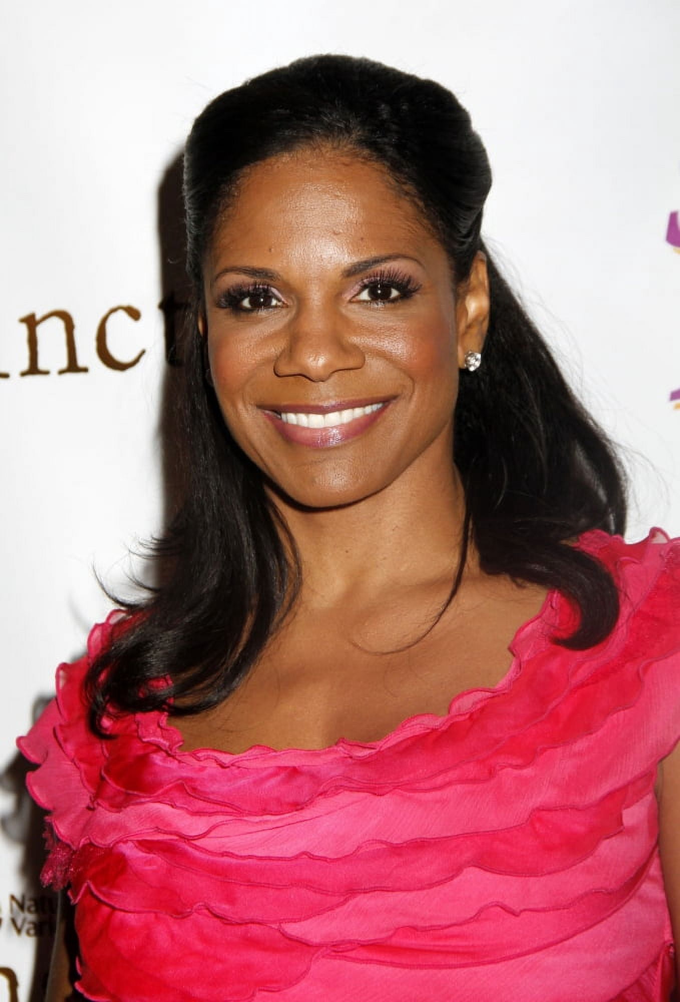 Audra Mcdonald At Arrivals For The Friars Club Roast Of Betty White Canvas Art - (16 x 20)
