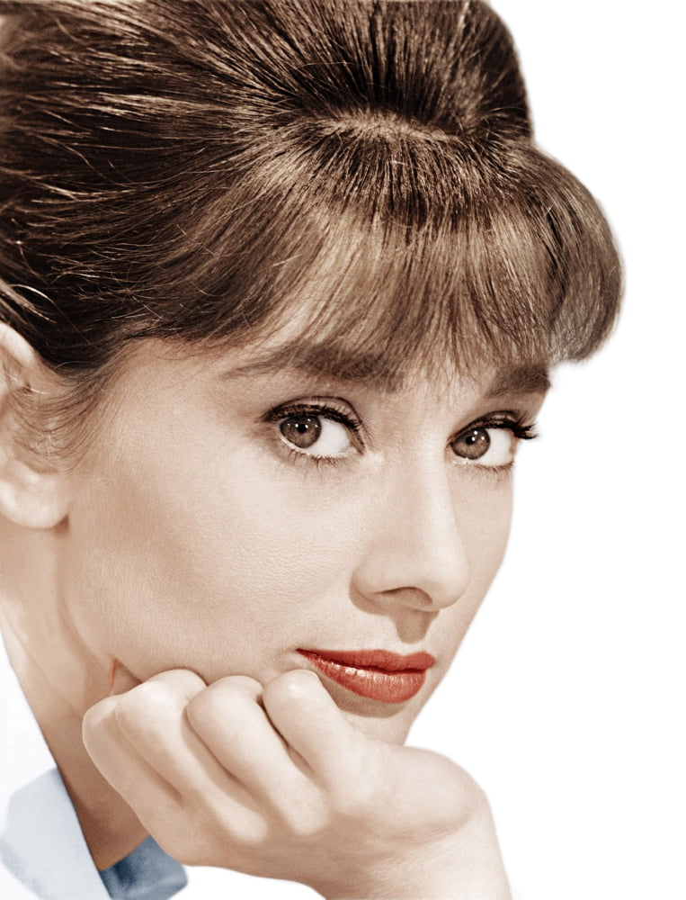 Audrey Hepburn Canvas Art - (16 x 20)