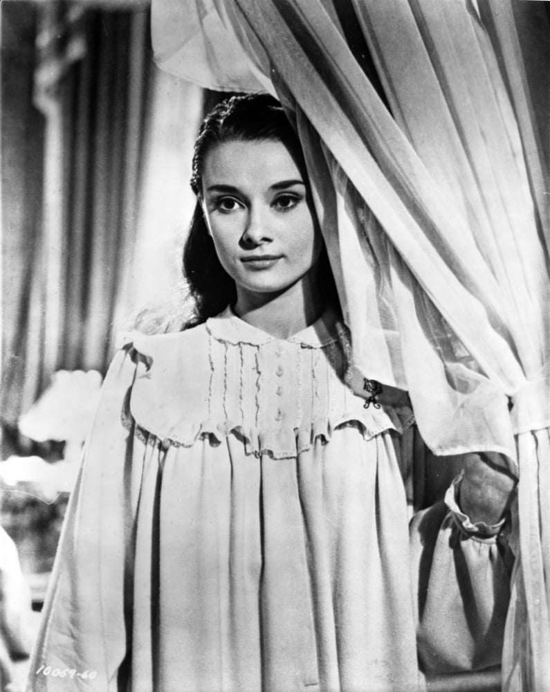 Audrey Hepburn My Fair Lady Bedroom Movie Scene Photo Print (24 x 30) -  Walmart.com