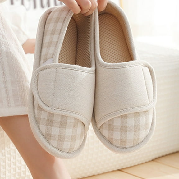 Aueoeo Fuzzy Slippers Women, Women's Comfy Memory Foam Slippers Winter House Shoes with Indoor Outdoor Rubber Sole Cozy Slippers