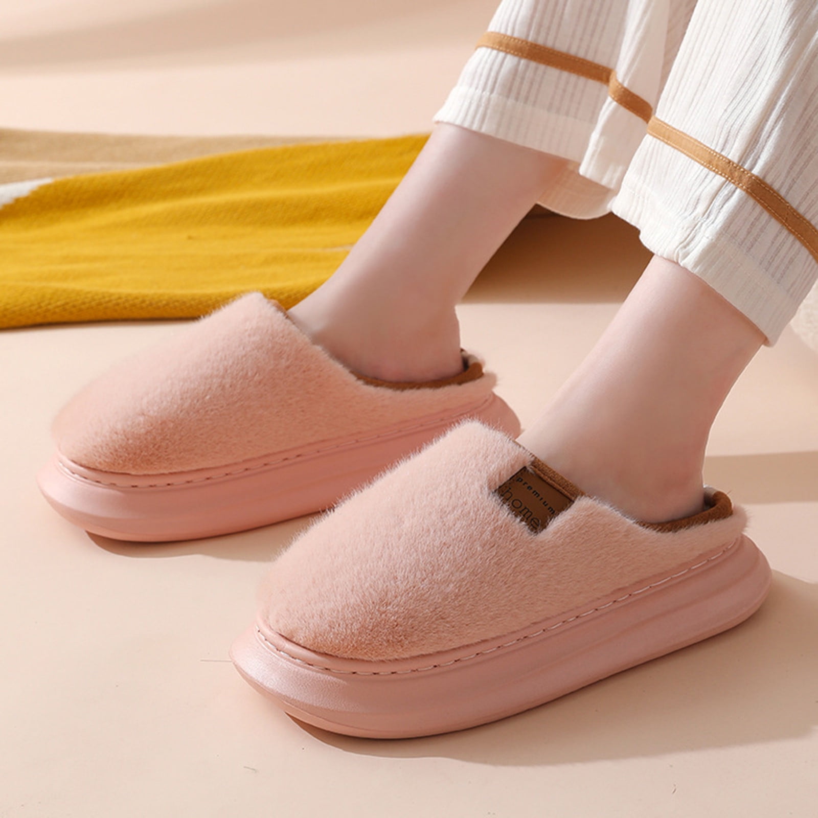 Aueoeo Ladies Slippers, House Slippers for Women Cozy Flat Slide ...