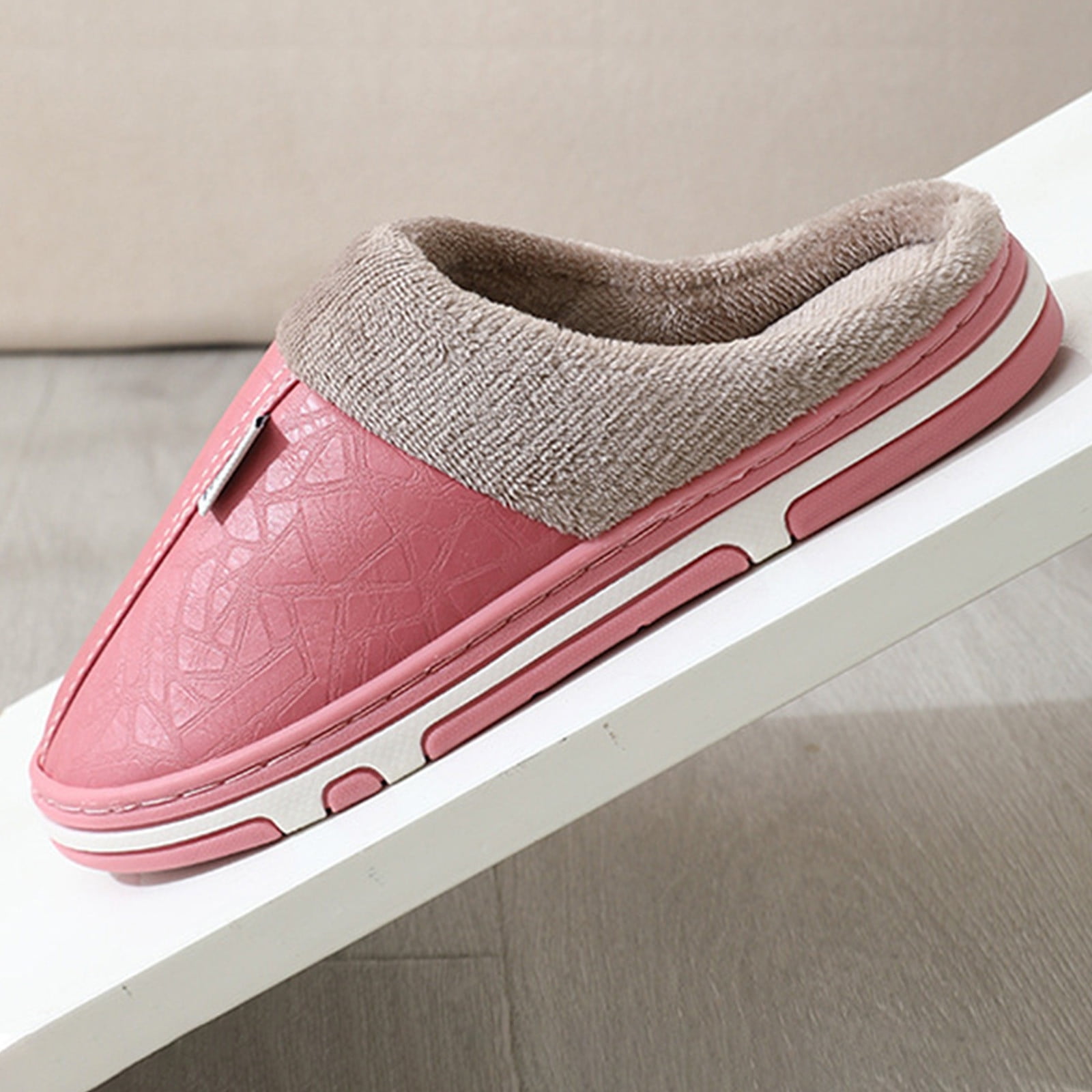 Aueoeo Slip on Slippers for Women, Women's Fuzzy Memory Foam Slip on