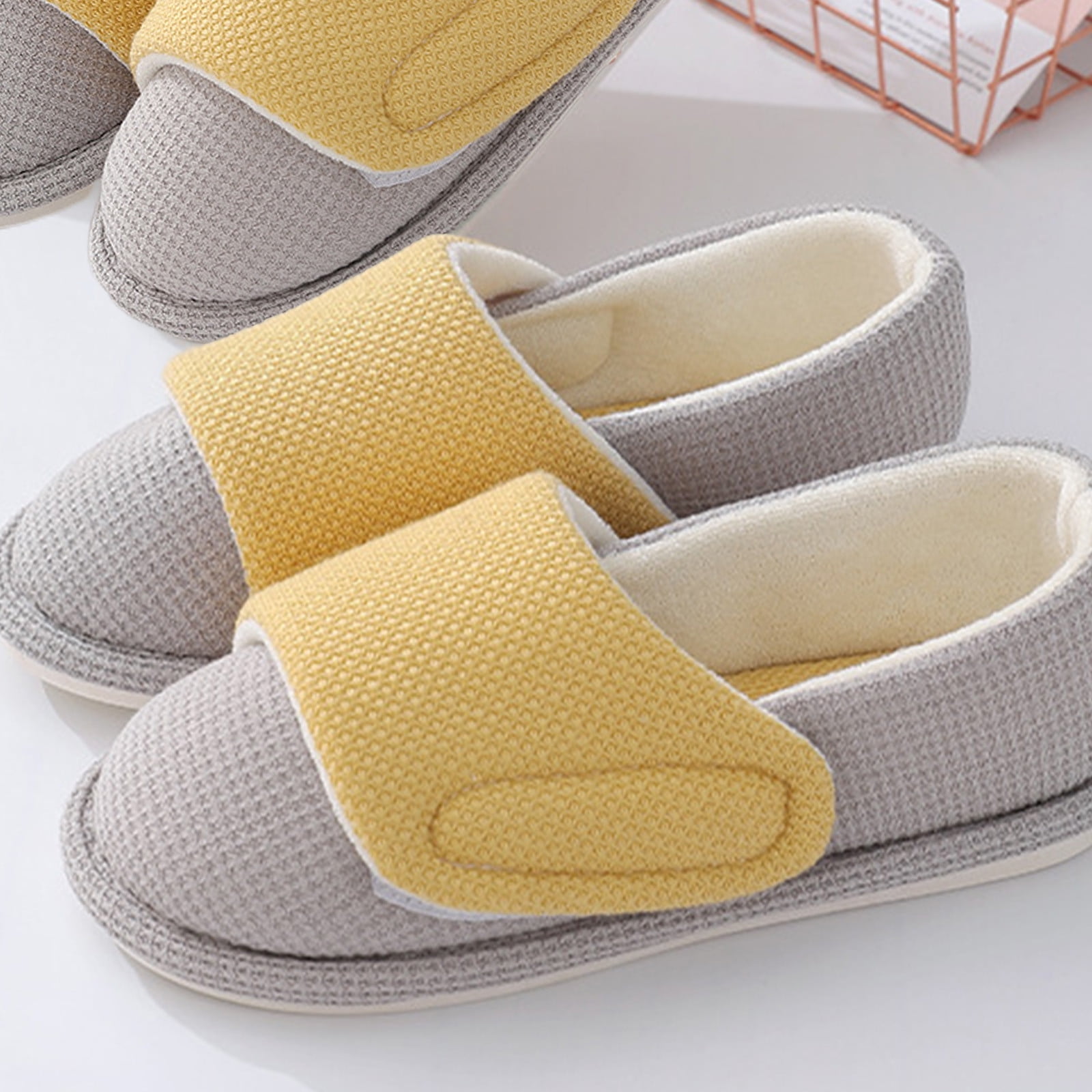 Aueoeo Slippers for Women Indoor, Women's Cozy Memory Foam Slippers