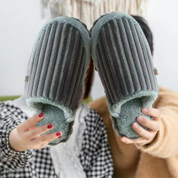 Aueoeo Womens House Slippers, Womens Slip on House Slippers Warm Winter Plush Slippers Indoor Bedroom Memory Foam Ladies Slippers Home Shoes