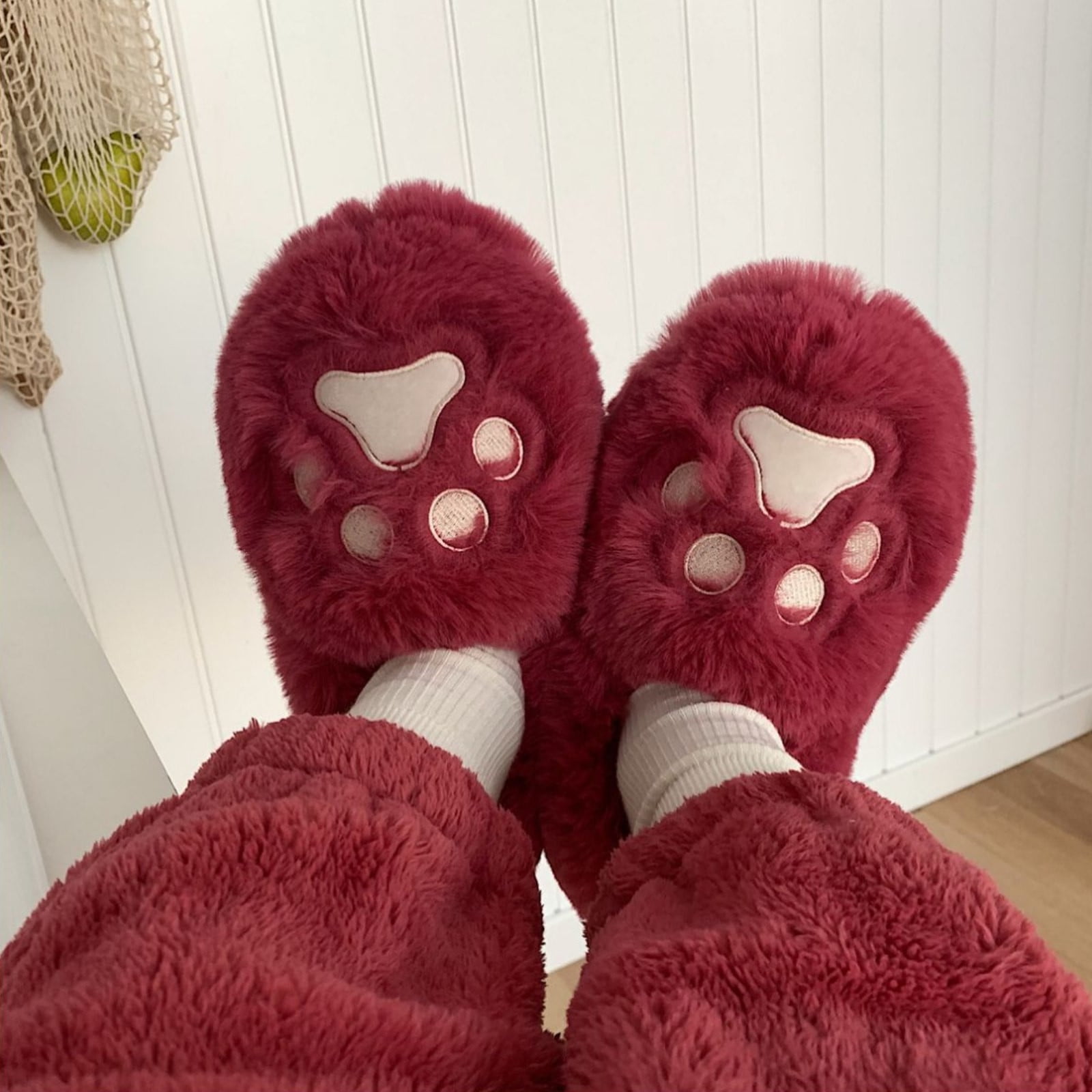Aueoeo Womens Slippers, Women's Cozy Slippers Warm Winter Cute Slippers