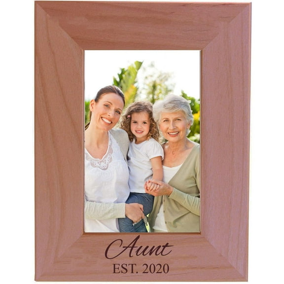 Aunt Established Est. 2020 Engraved Alder Wood Picture Frame