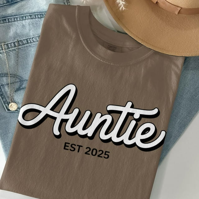Auntie Est 2025 T-Shirt, Future Aunt, Pregnancy Reveal, New Aunt Gift