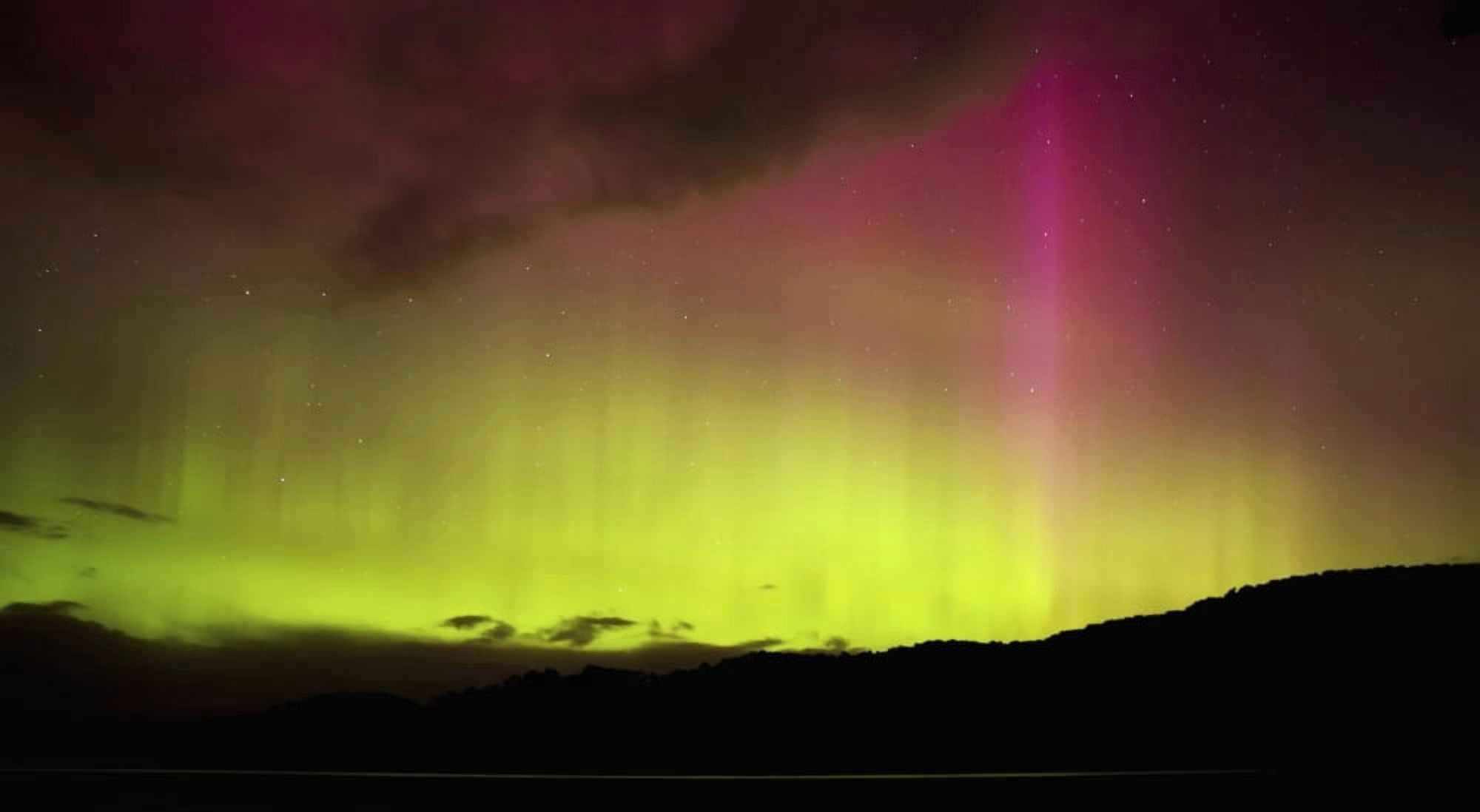 Aurora Australis Stewart Island New Zealand Canvas Art - Nicola M Mora Design Pics (40 x 22)