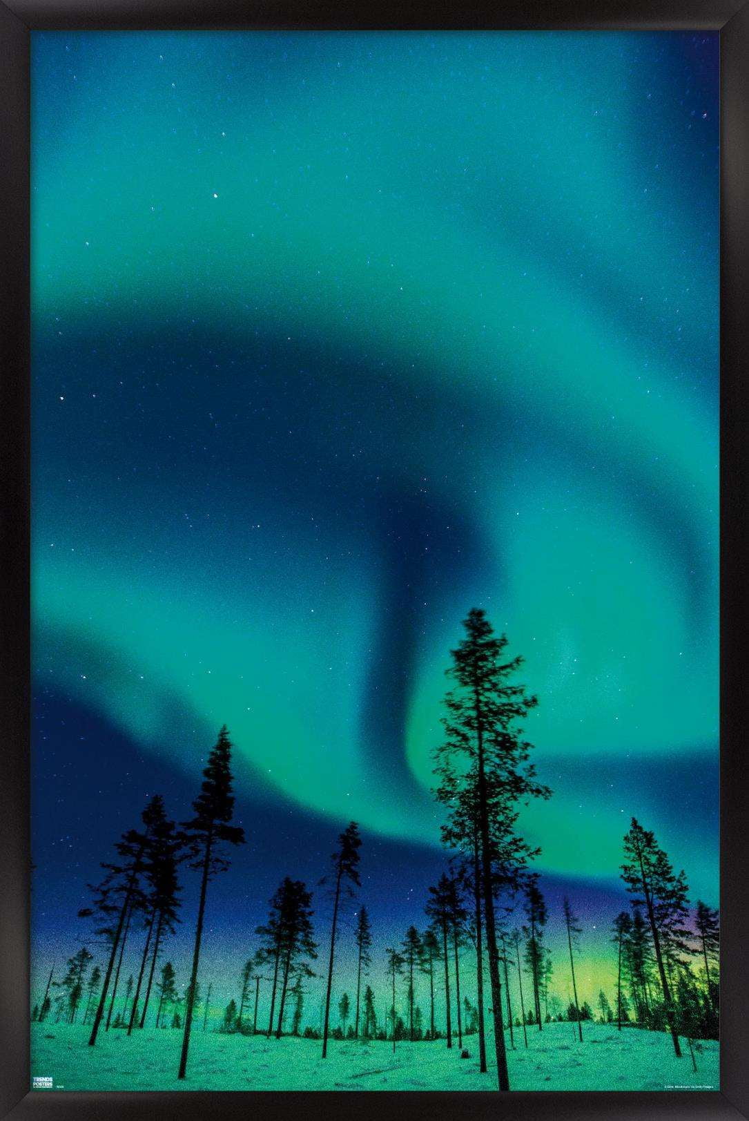 Aurora Borealis Wall Poster, 22.375" x 34", Framed