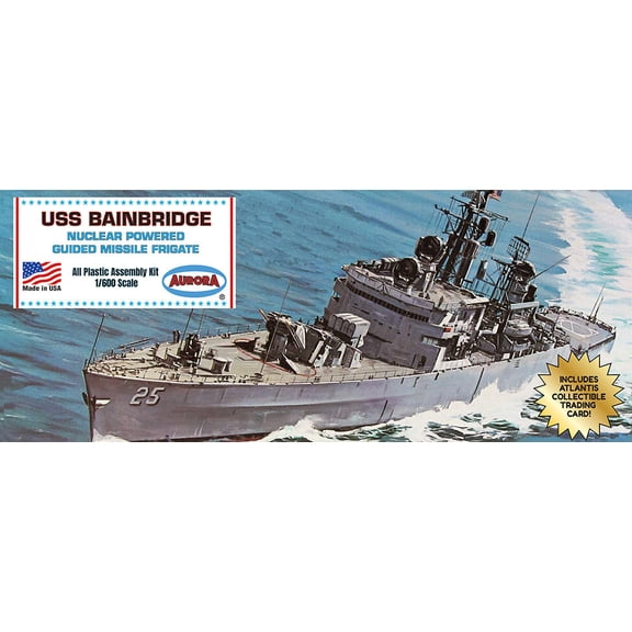 USS Bainbridge (CGN-25) Nuclear Powered Guided Missile Frigate with Trading Card 1:600 Scale Model Kit
