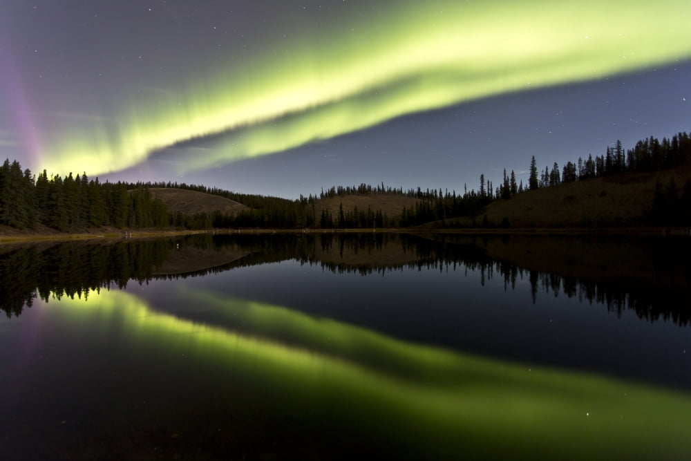Aurora borealis over Hidden Lake Yukon Canada Canvas Art - Jonathan TuckerStocktrek Images (35 x 23)