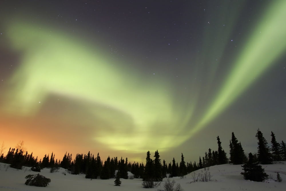 Aurora borealis over Ogilvie Mountains Dempster Highway Yukon Canada Canvas Art - Joseph BradleyStocktrek Images (35 x 23)
