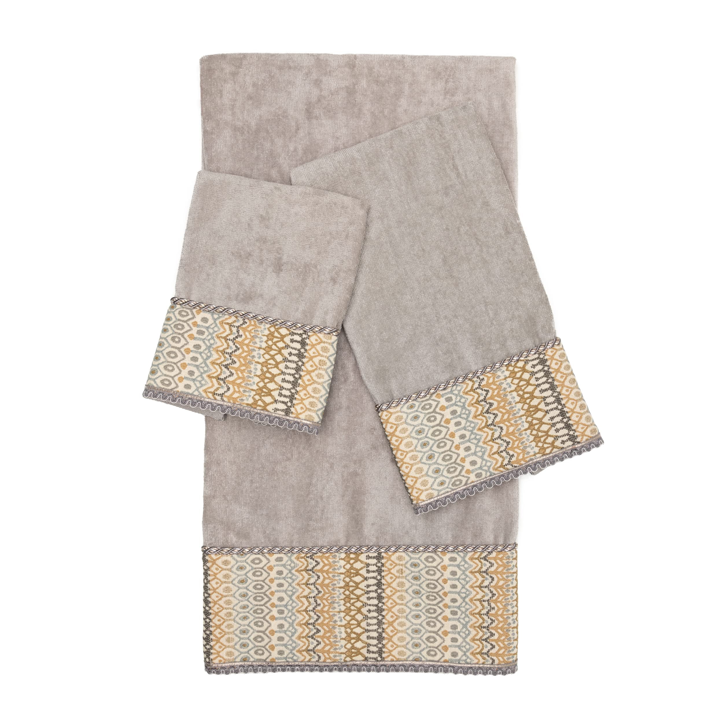 Austin Horn Classics Laurel 3-Piece Decorative Towel Set, Woven ...
