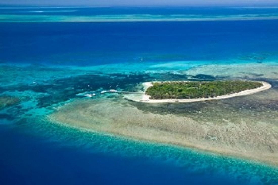 Australia Cairns Great Barrier Reef Green Island Canvas Art - Walter Bibikow DanitaDelimont (36 x 24)