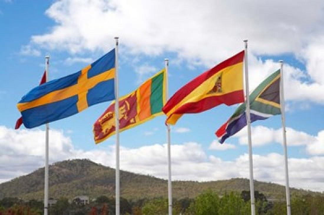 Australia International Flags Commonwealth Place Canvas Art - David Wall DanitaDelimont (26 x 17)
