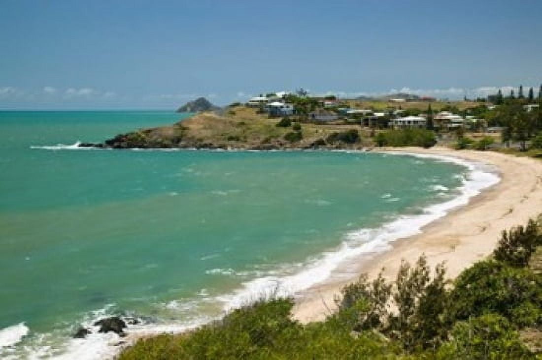 Australia Queensland Yeppoon Kemp Beach coastline Canvas Art - Walter Bibikow DanitaDelimont (26 x 18)