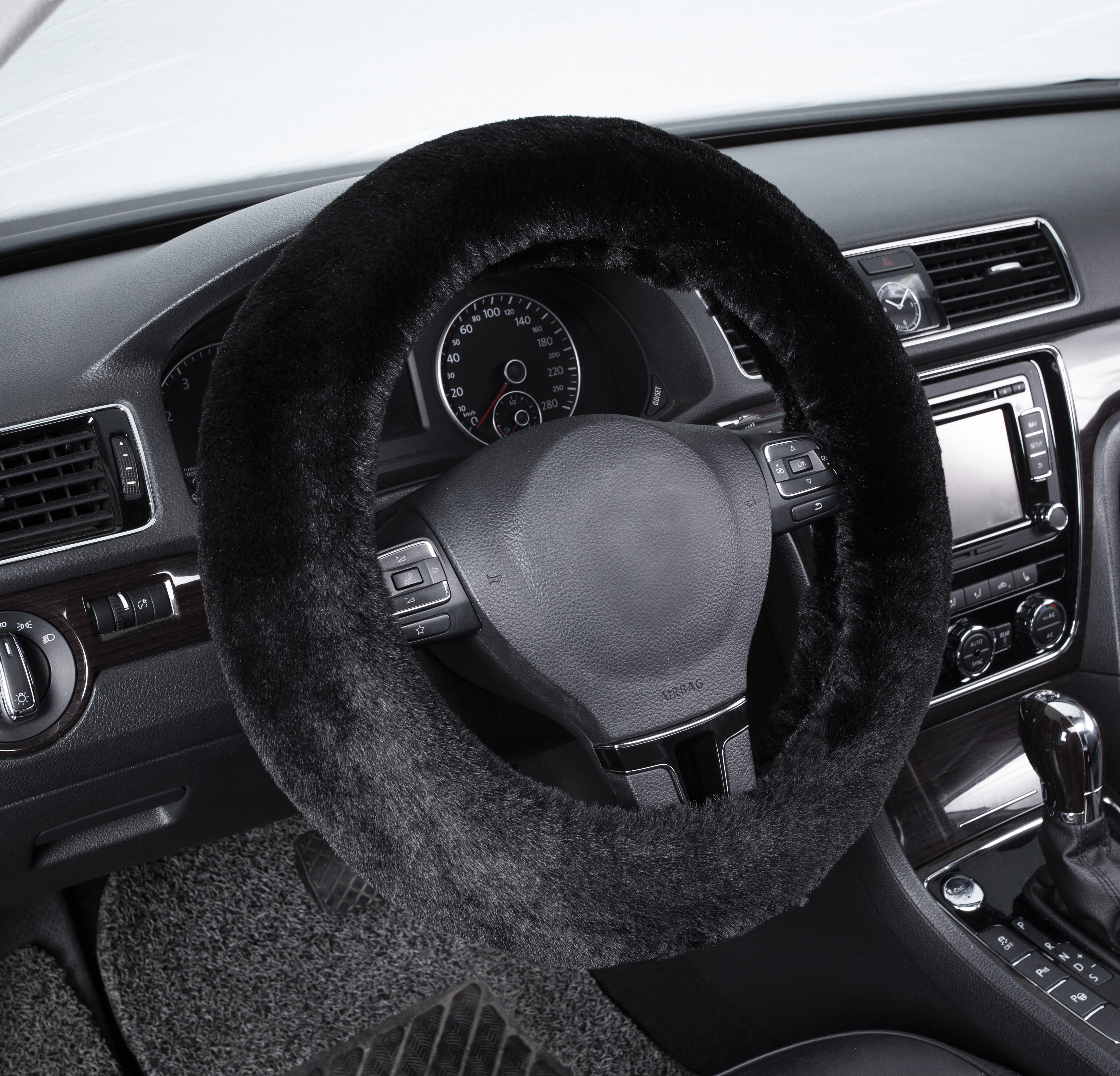 Universal Plush Microfiber Steering Wheel Cover Cover Funda Volante Coche  Accessory For Couvre Volant Voiture J220808 From Fadacai09, $19.29