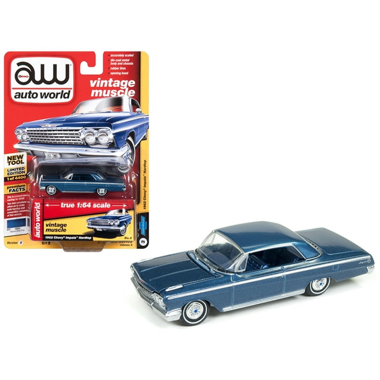 Auto World 1:64 Diecast 1962 Chevrolet Impala Blue Model Car