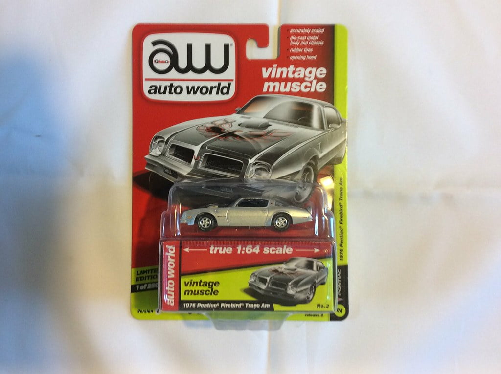 オートワールド 1/64 1976 ポンティアック ファイヤーバード