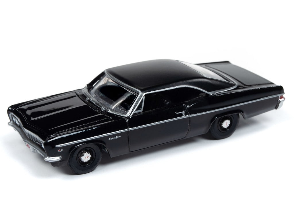 Reno, NV - August 4, 2021: 1966 Chevrolet Impala SS Sport Coupe at a local  car show Stock Photo - Alamy, image size:1024x768