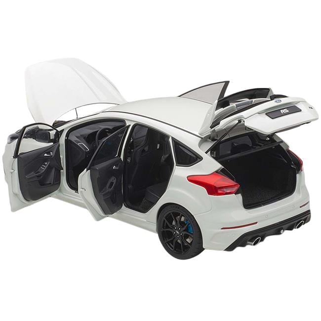 2016 Ford Focus RS Frozen White 1/18 Model Car by Autoart