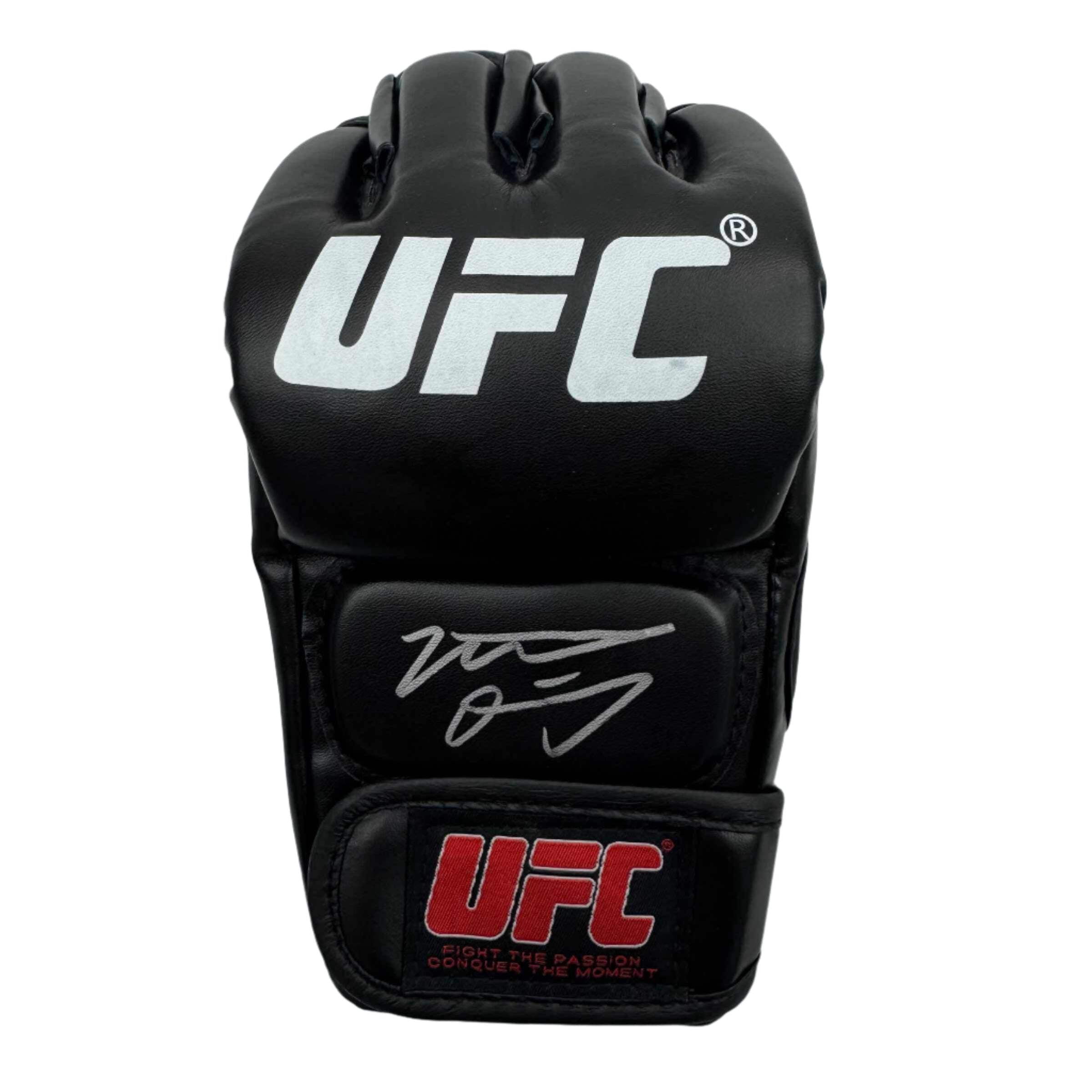 Gants UFC signés par Nate Diaz - Cadre exclusif ! Glove Frame
