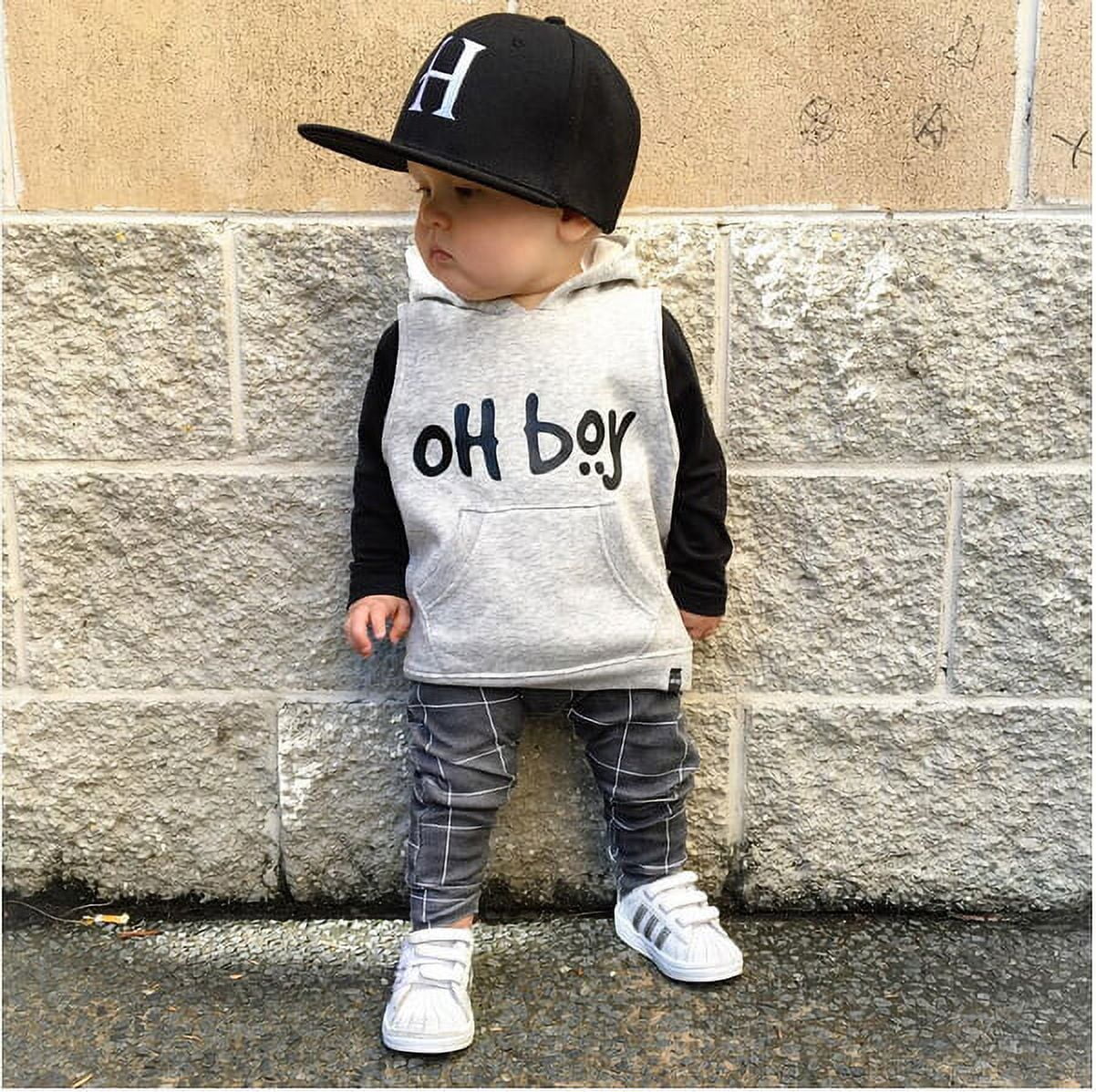 2pcs Fashionable Kid Boy Hand Painting Letter Shorts Set
